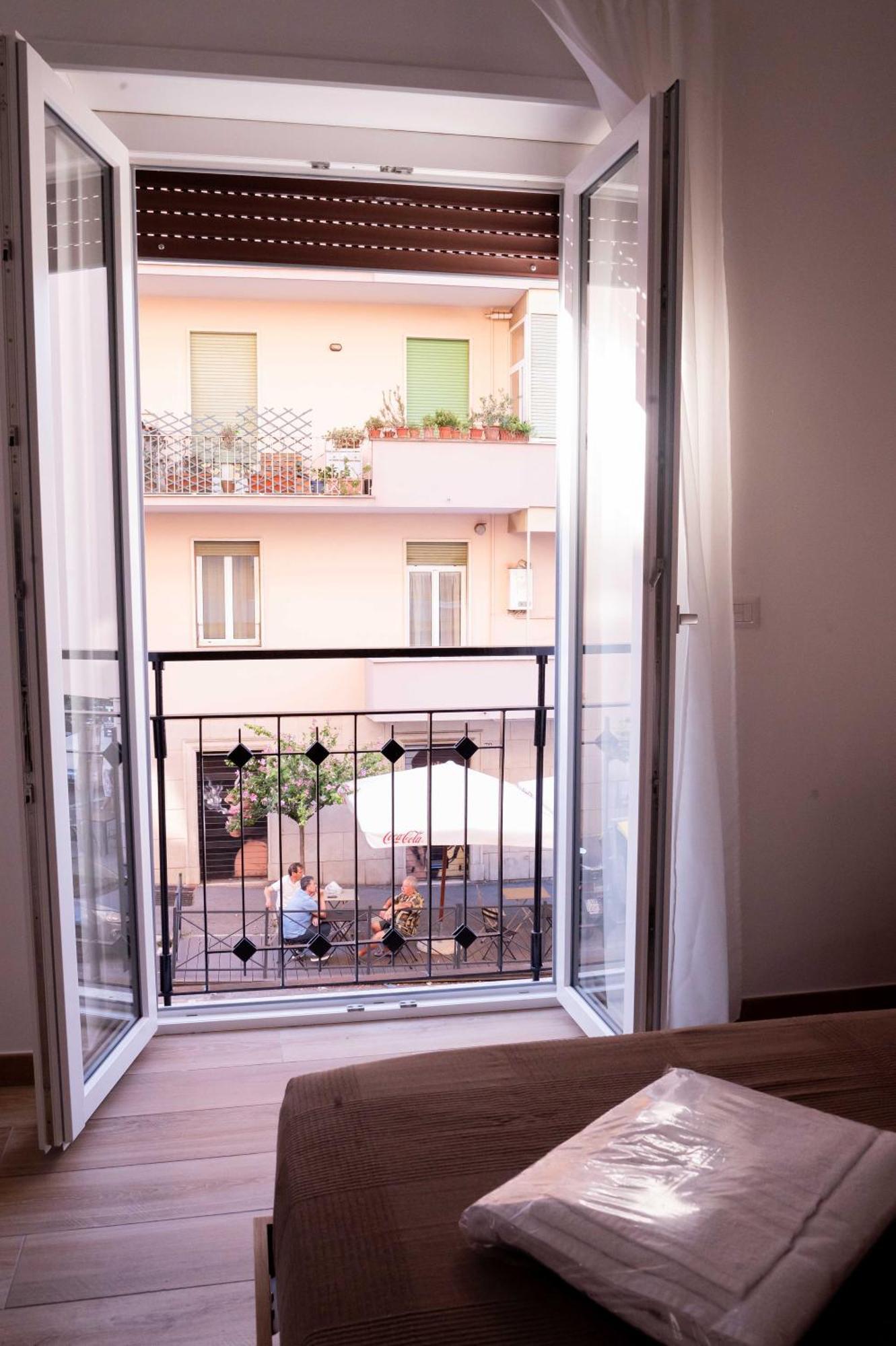 Apartamento Antonella Roma Exterior foto
